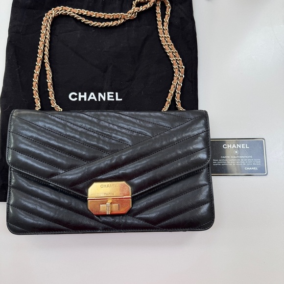 Vintage Chanel Quilted Gabrielle Lambskin Bag Black with Blush Strap - Picture 1 of 13